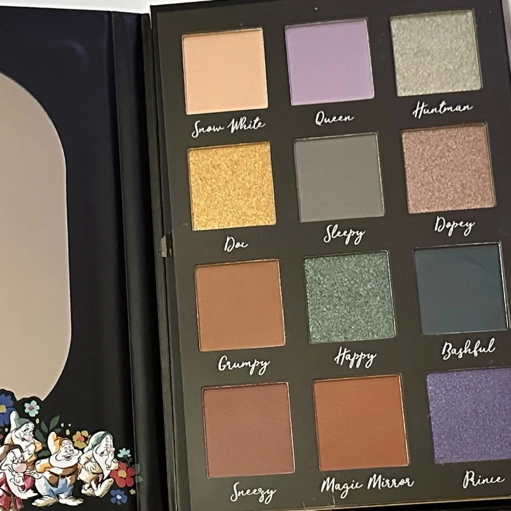 Disney Snow White and the Seven Dwarves Ltd. Ed. Palette by Taste Beauty